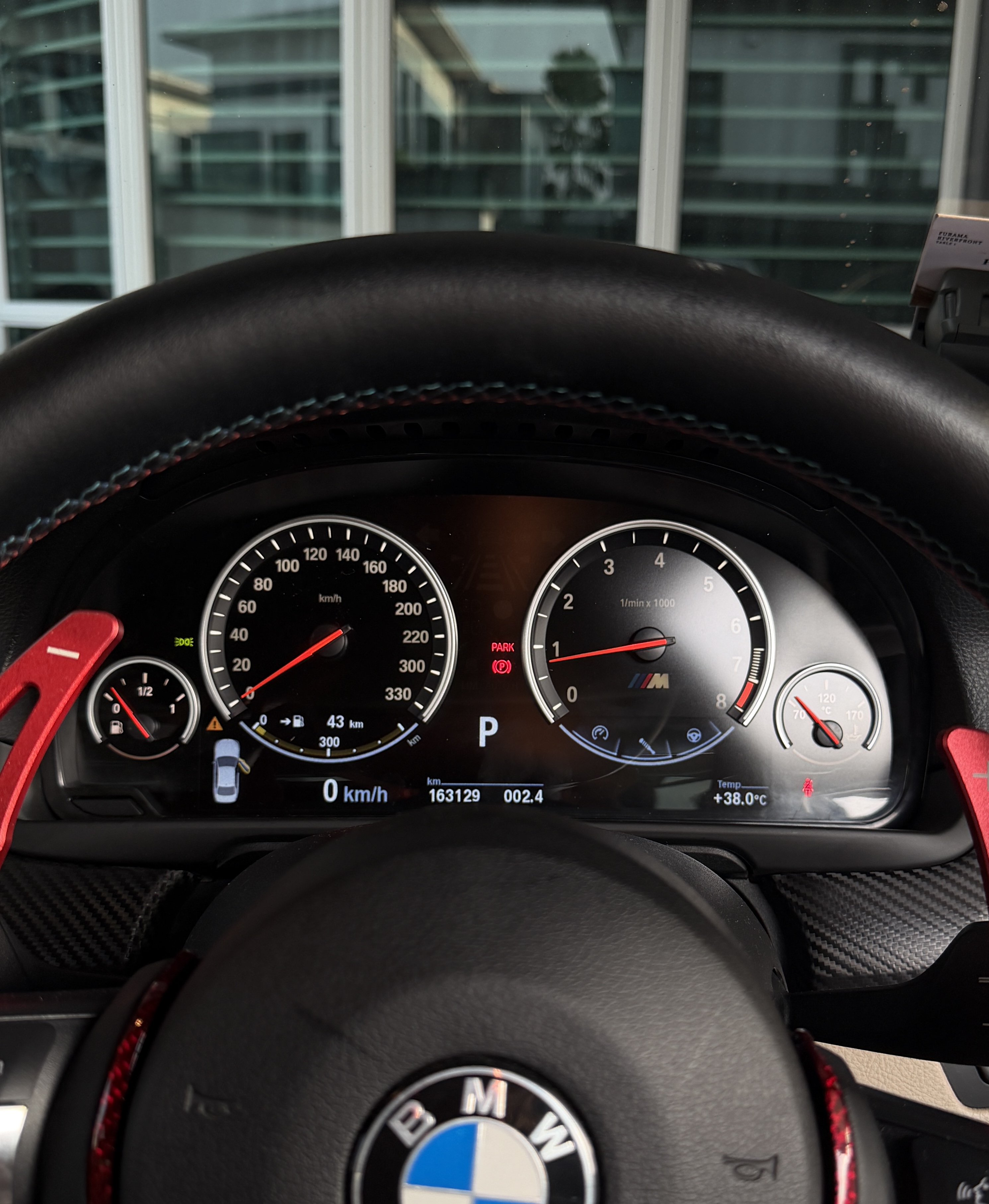 BMW Original M5 Design Meter — view 2